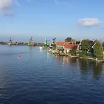 Overnight At Windmill Village Zaanse Schans - Amsterdam 3* Zaandam