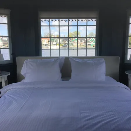 Overnight At Windmill Village Zaanse Schans - Amsterdam Hotel 3*