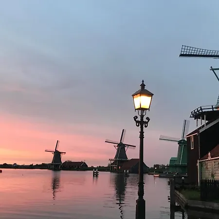 Overnight At Windmill Village Zaanse Schans - Amsterdam 3* Zaandam