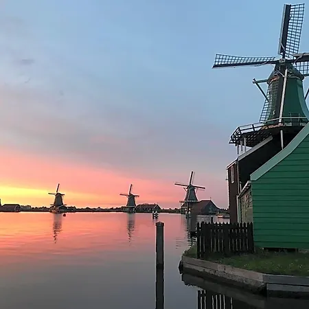 Overnight At Windmill Village Zaanse Schans - Amsterdam سانداكم