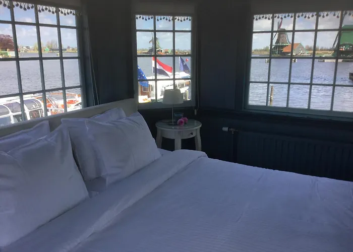 Overnight At Windmill Village Zaanse Schans - Amsterdam Zaandam