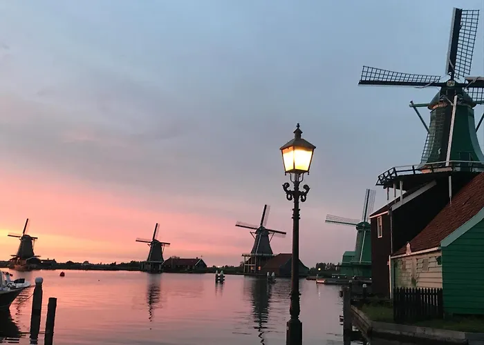 Overnight At Windmill Village Zaanse Schans - Amsterdam 3* Zaandam