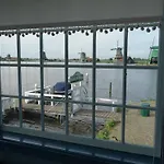 Ξενοδοχείο Overnight At Windmill Village Zaanse Schans - Amsterdam