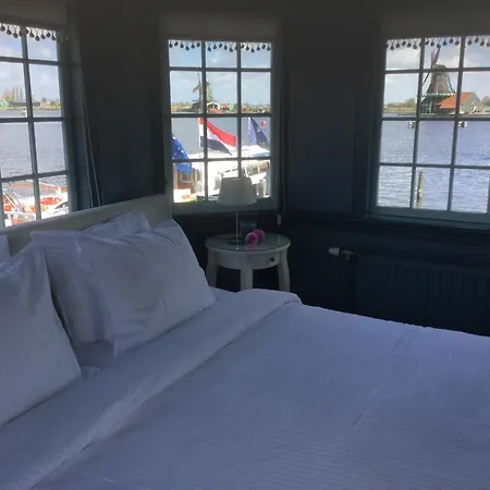 Overnight At Windmill Village Zaanse Schans - Amsterdam Ζάανταμ